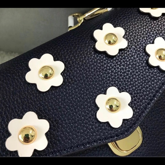 NWOT! Michael Kors Bristol Floral Appliqué Top Handle Crossbody - Picture 2 of 14